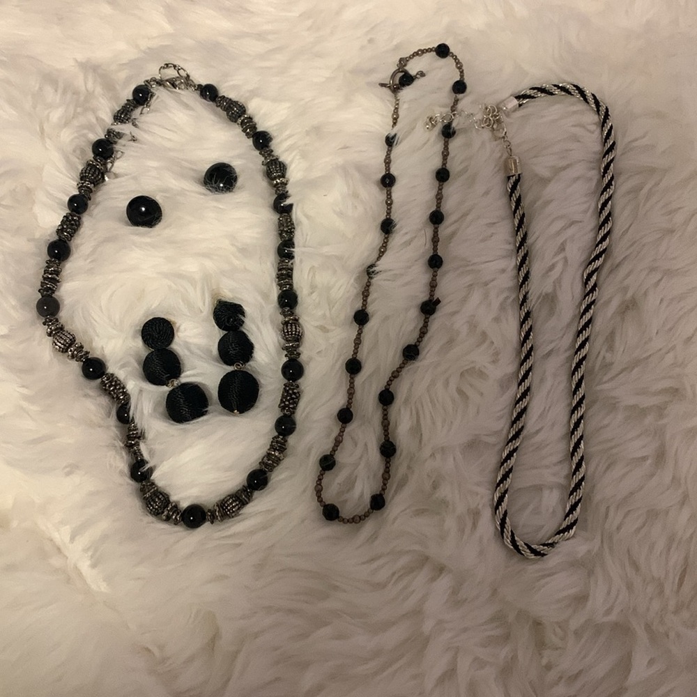 Jewelry Bundle of Black & Silver 5 Pieces